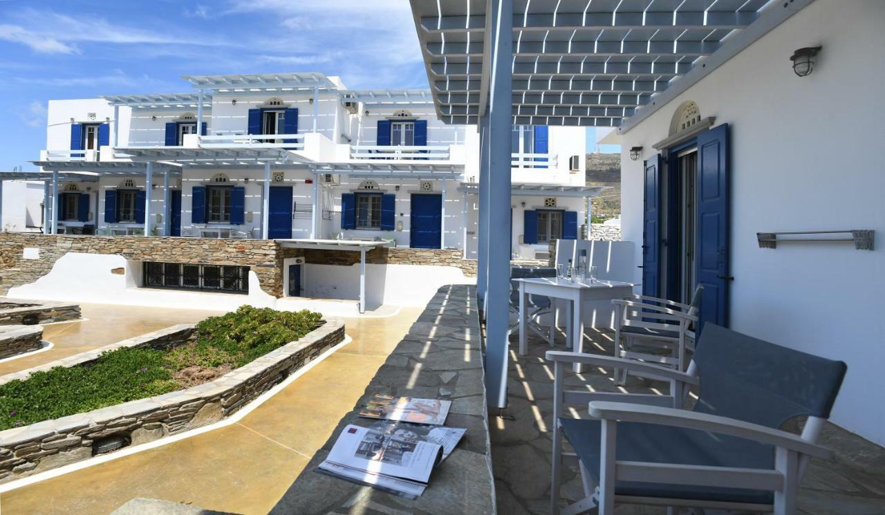 Nostos Beachfront Apartments & Studios アギオス・イオアニス エクステリア 写真