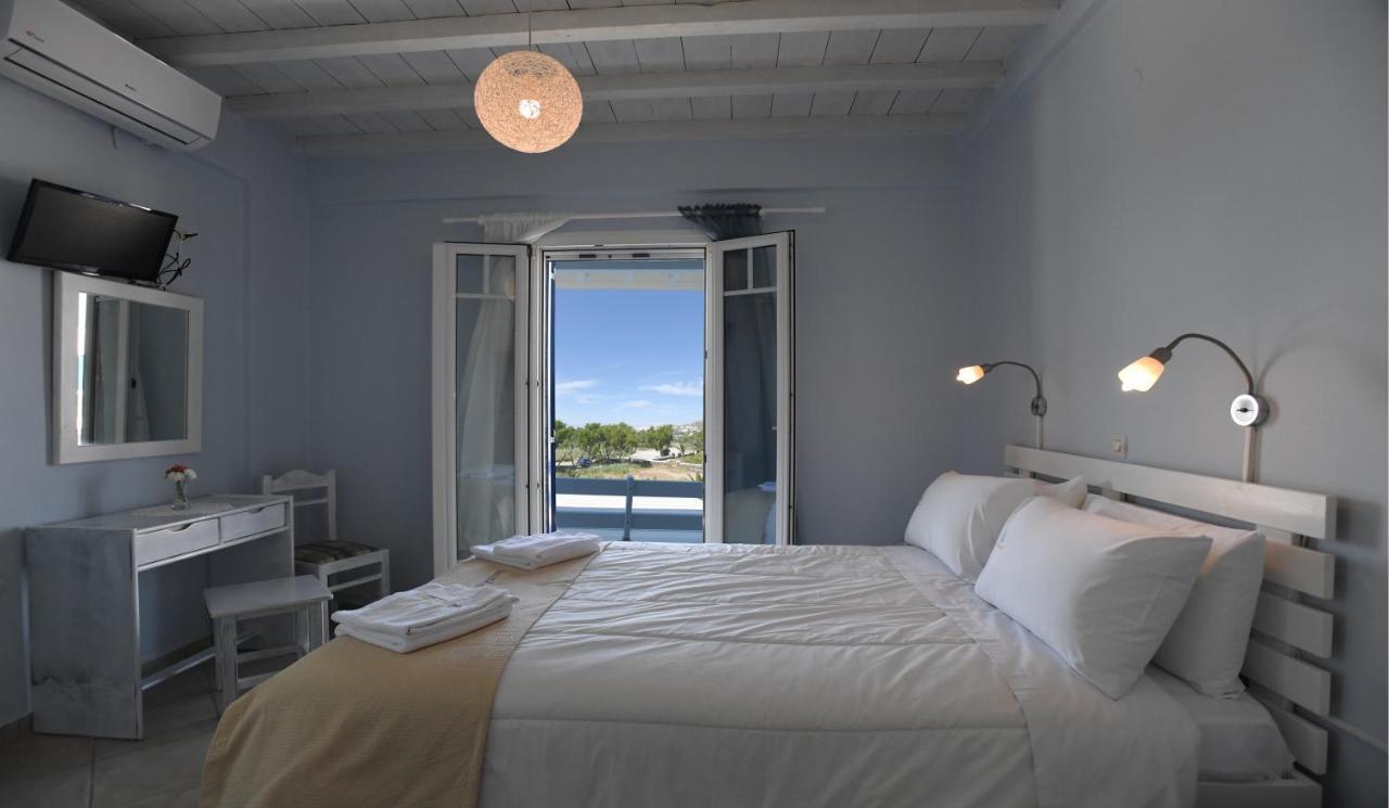 Nostos Beachfront Apartments & Studios アギオス・イオアニス エクステリア 写真